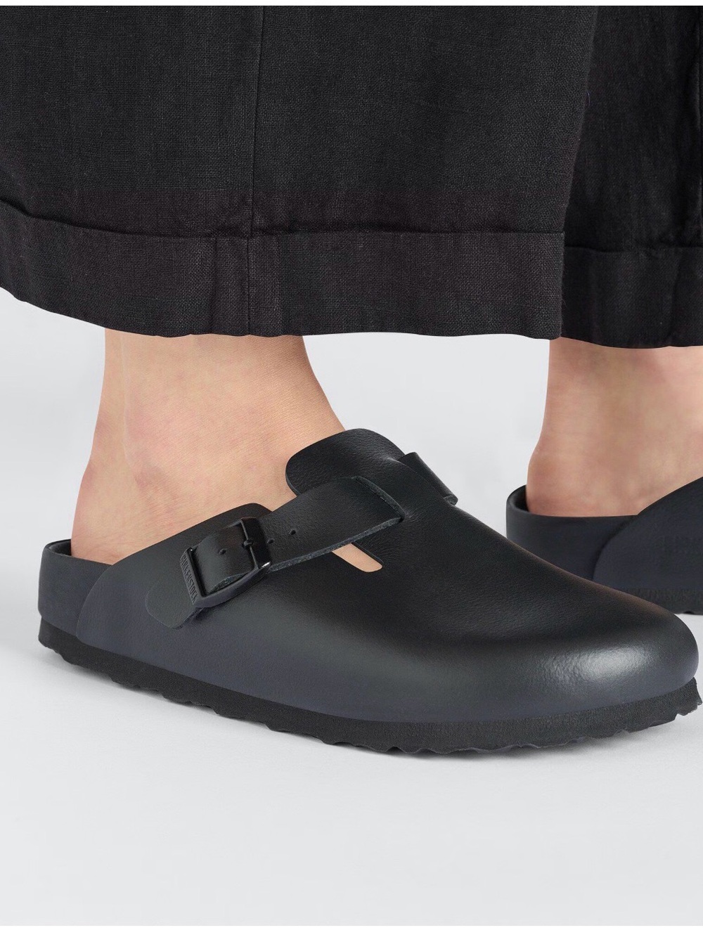 Birkenstock Boston Black Leather Clogs EU 39 US 8-8.5 Narrow
